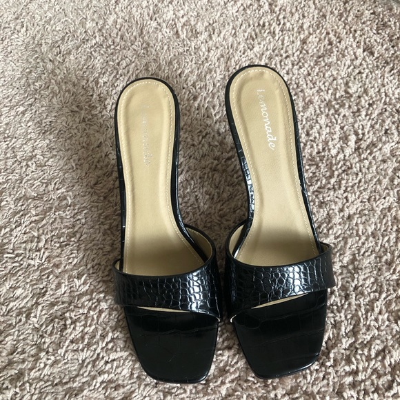 Heeled sandals - Picture 4 of 5